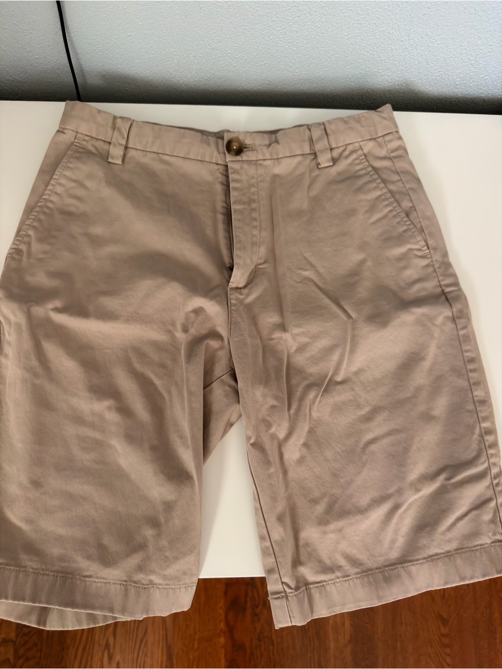 Vineyard Vines Khaki Shorts